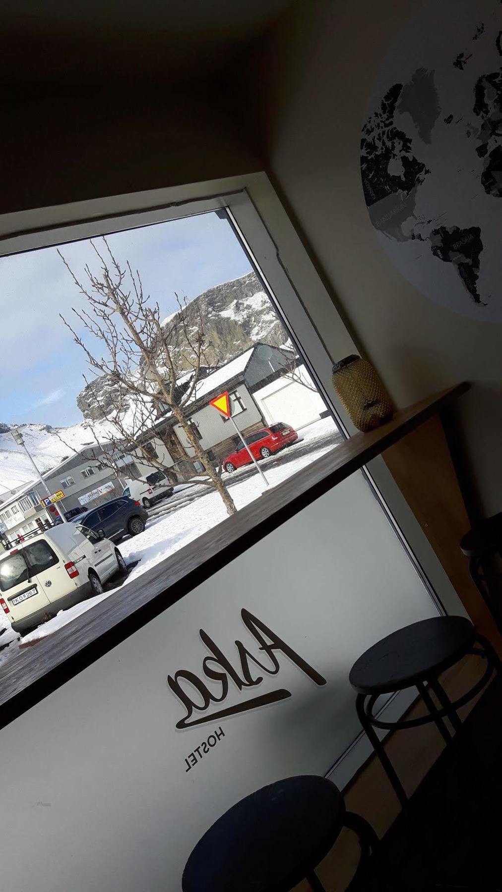 Aska Hostel Vestmannaeyjar Exterior photo
